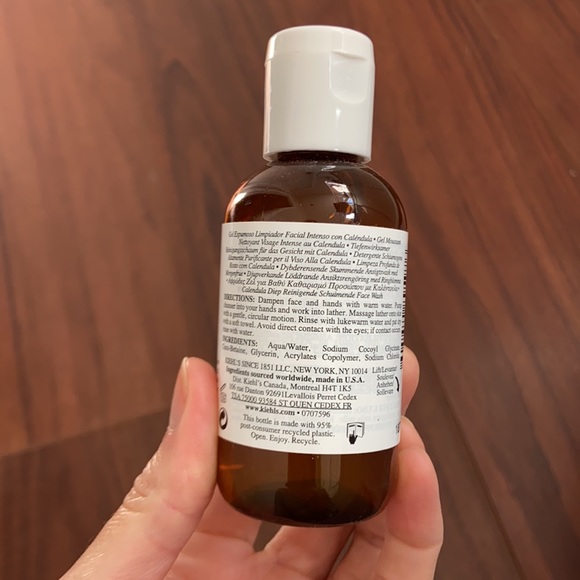 NWT Kiehls calendula foaming facial wash - Picture 2 of 3